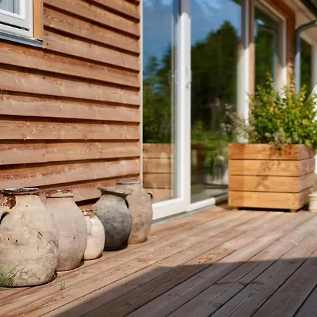 Nyt Hus Med Skon Udsigt Til Skov *